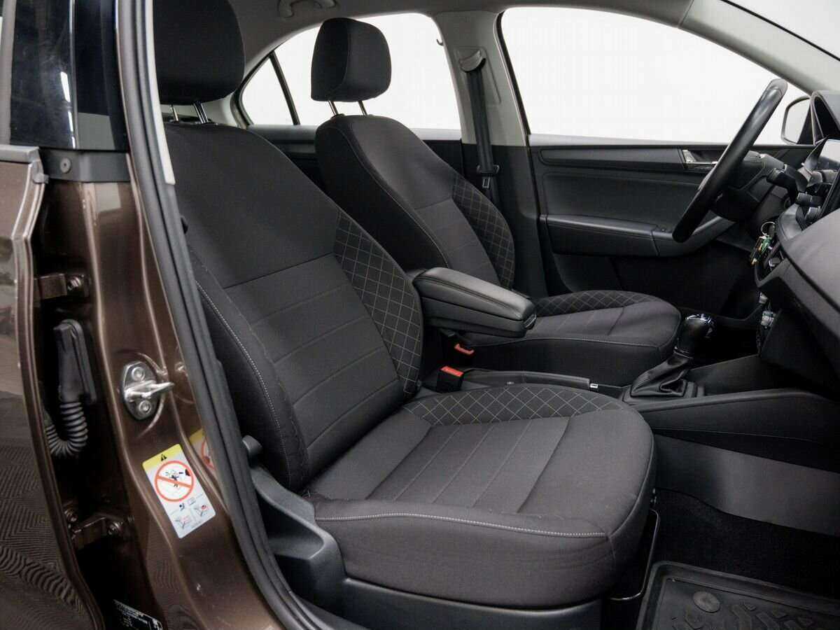 Skoda Rapid 2021 года с пробегом. Фото: #7