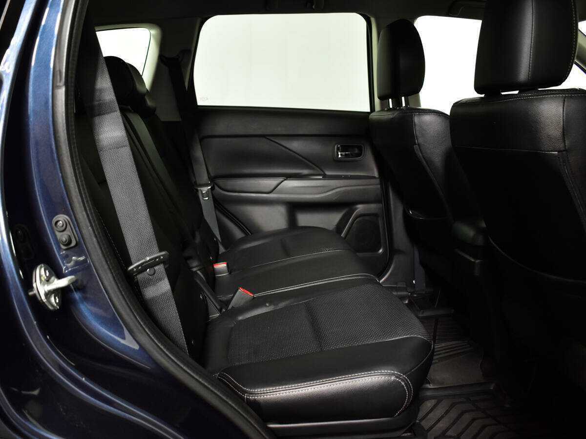 Mitsubishi Outlander 2016 года с пробегом. Фото: #8