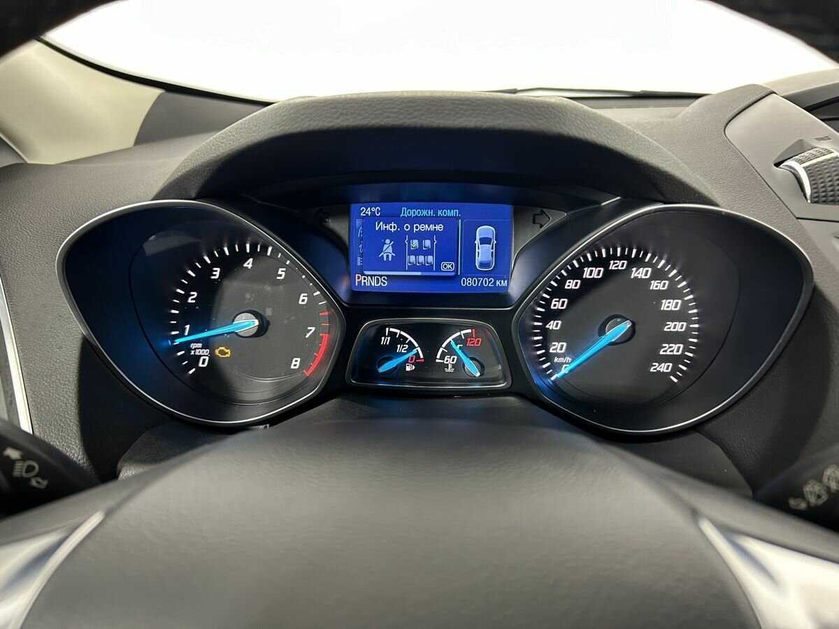Ford Kuga 2015 года с пробегом. Фото: #9