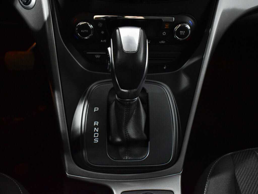 Ford Kuga 2015 года с пробегом. Фото: #10