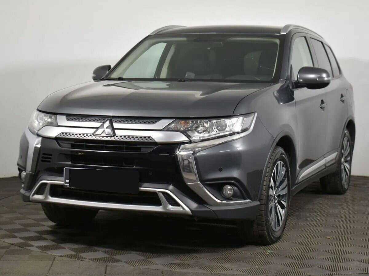 Mitsubishi Outlander 2019 года с пробегом. Посмотреть фото