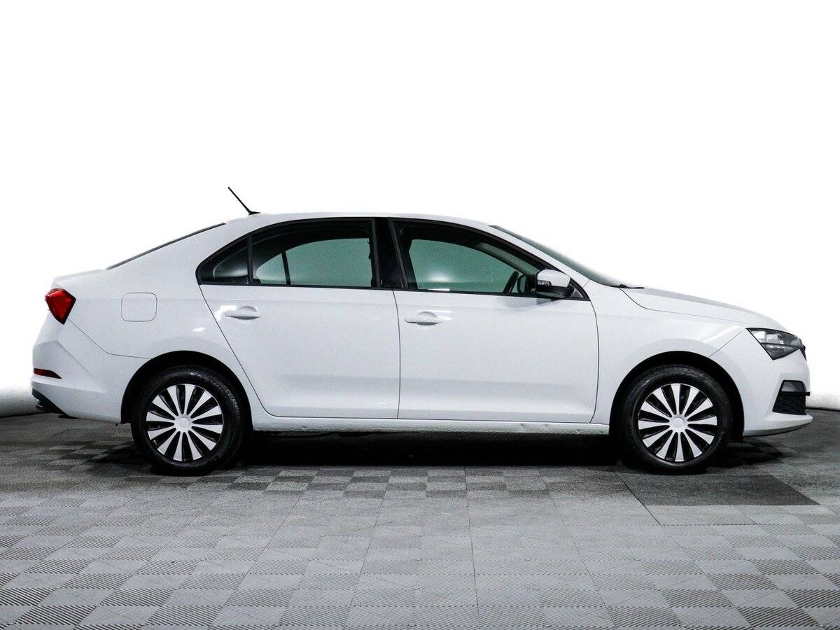 Skoda Rapid 2021 года с пробегом. Фото: #3