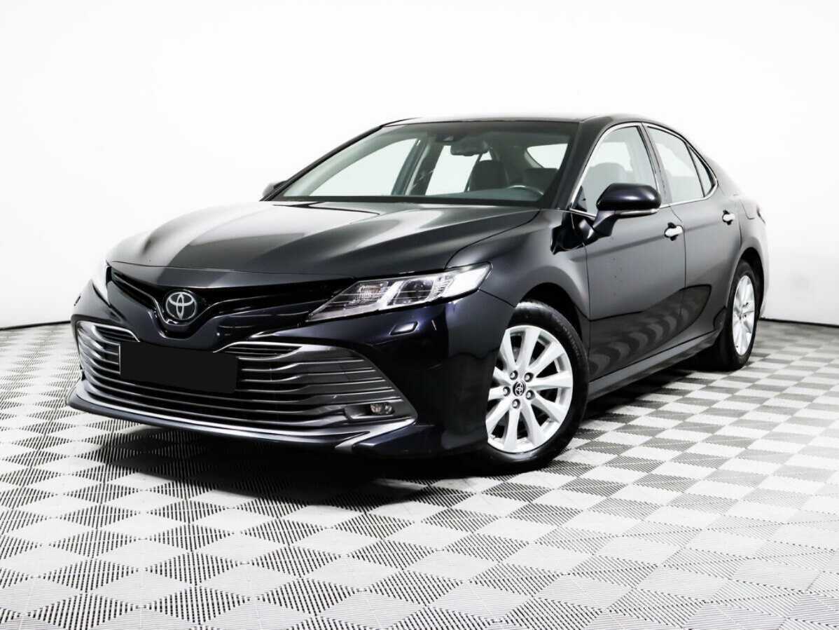 Toyota Camry 2020 года с пробегом. Посмотреть фото