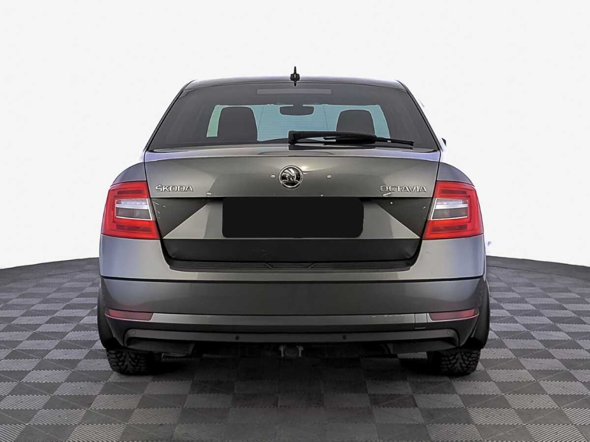 Skoda Octavia 2018 года с пробегом. Фото: #5