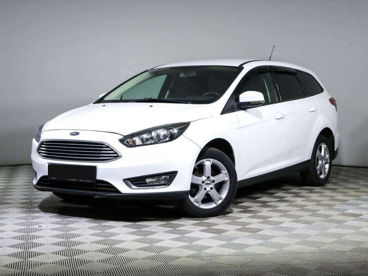 Ford Focus 2017 года с пробегом. Посмотреть фото