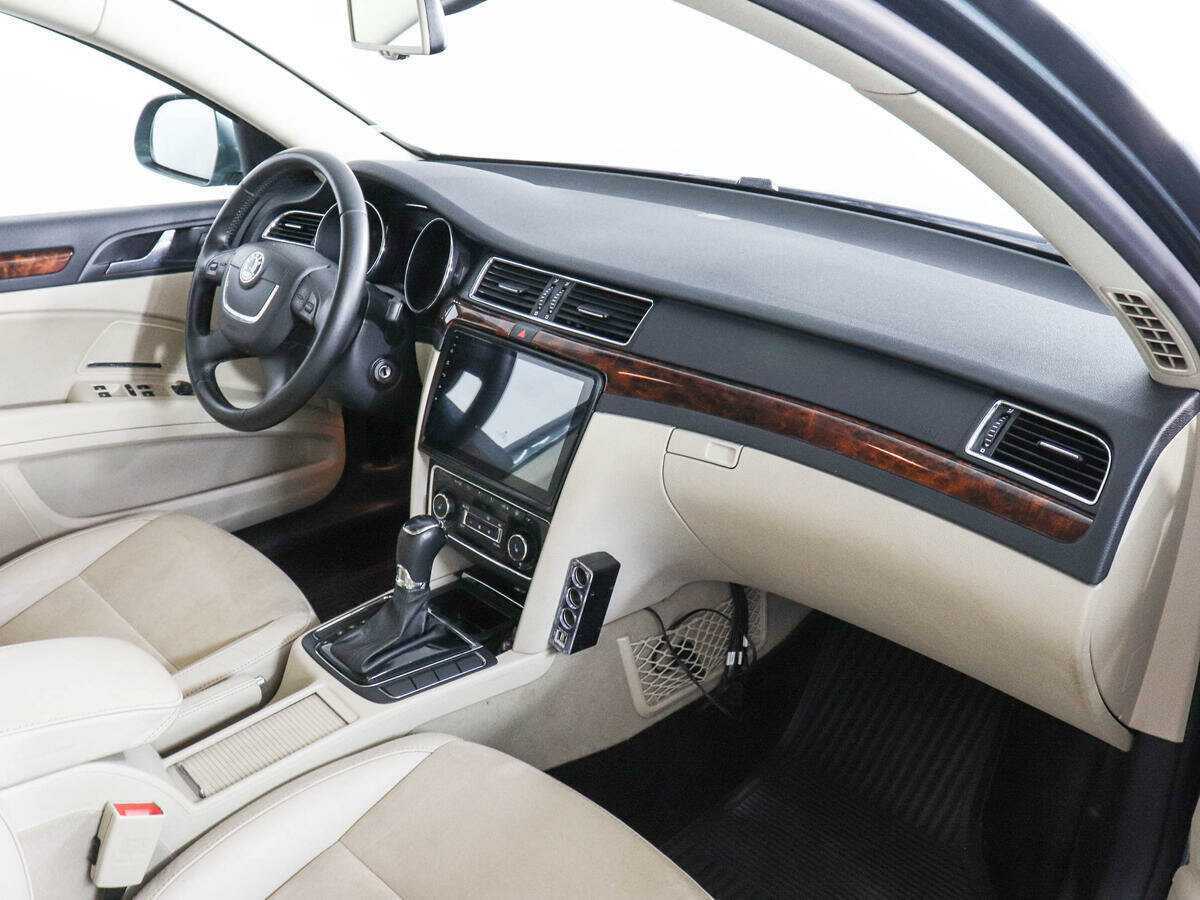 Skoda Superb 2012 года с пробегом. Фото: #9