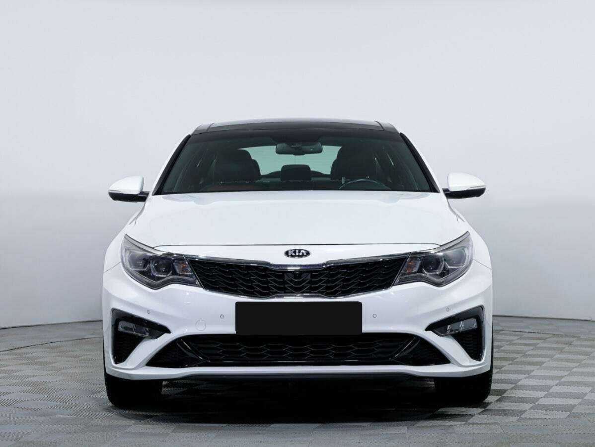 Kia Optima 2018 года с пробегом. Посмотреть фото