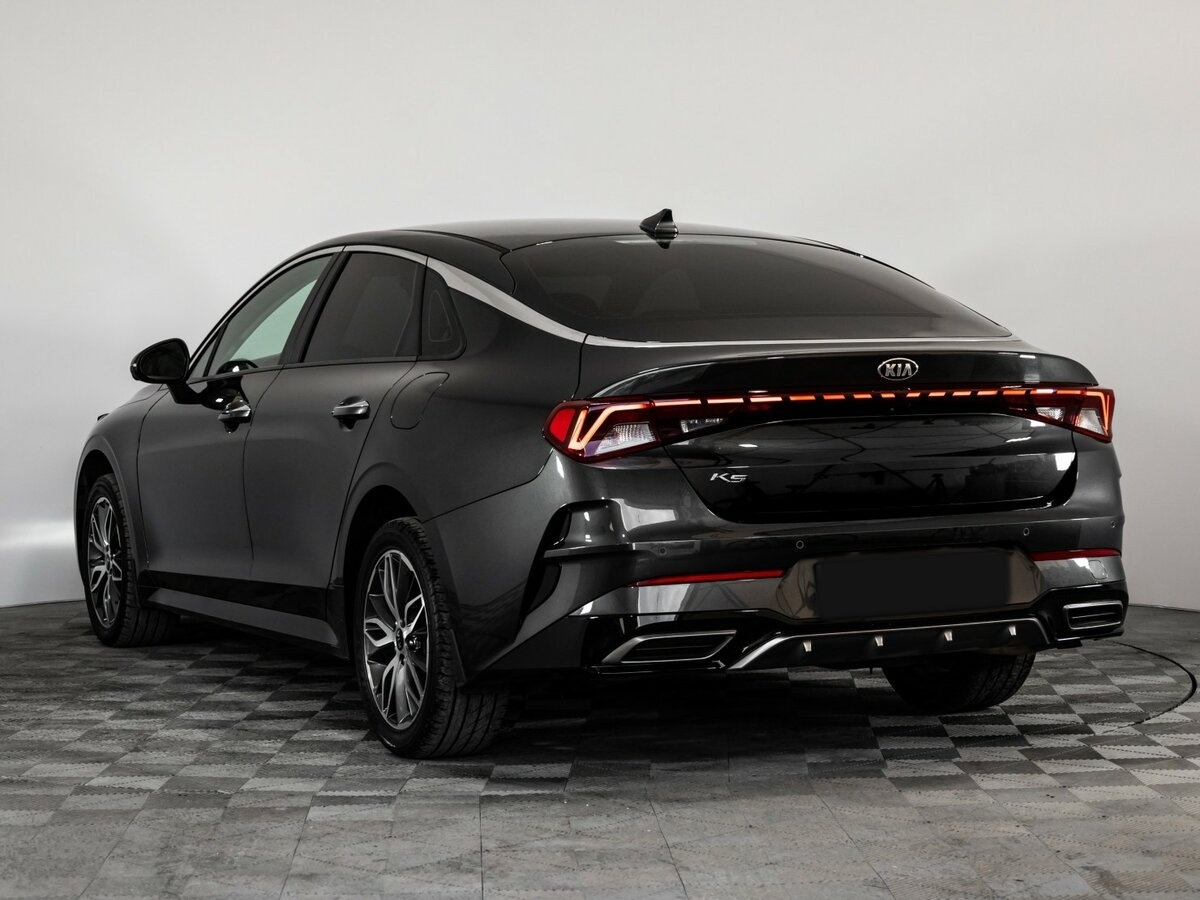 Kia K5 2021 года с пробегом. Фото: #7