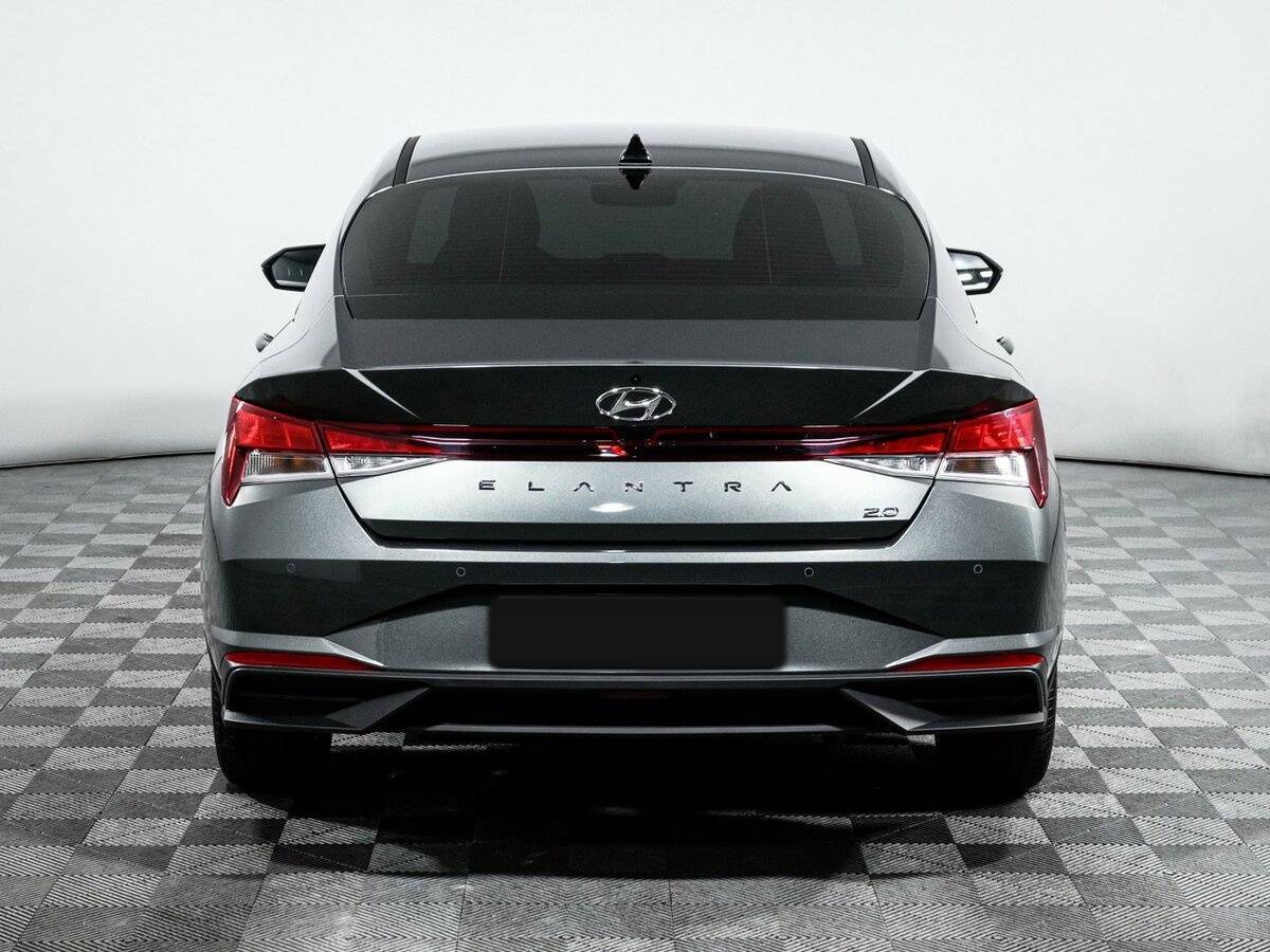 Hyundai Elantra 2021 года с пробегом. Фото: #5
