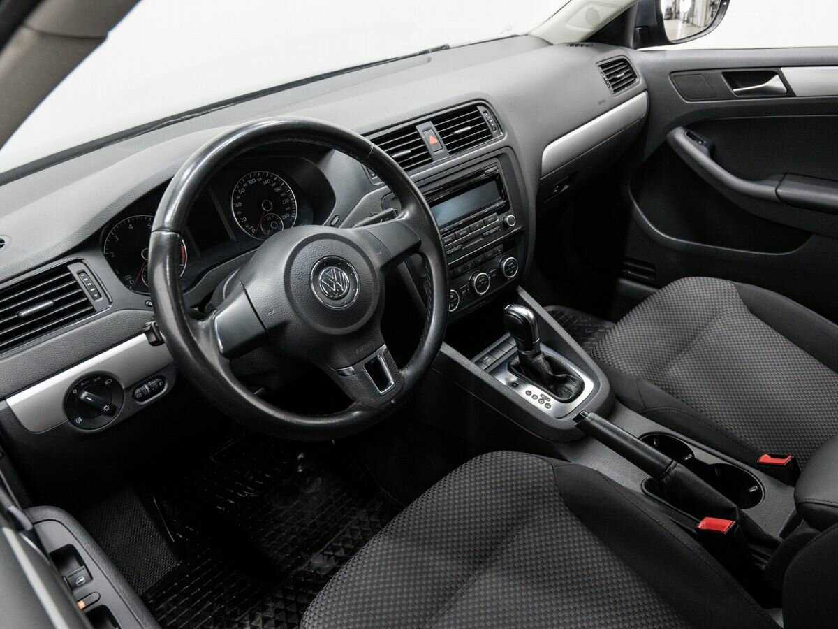 Volkswagen Jetta 2012 года с пробегом. Фото: #13