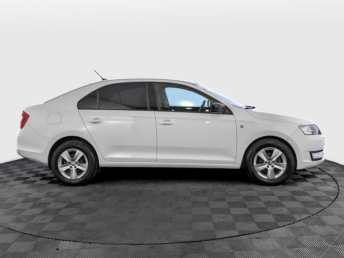 Skoda Rapid 2017 года с пробегом. Фото: #3