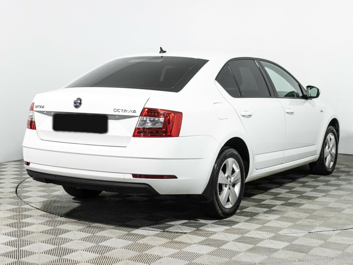 Skoda Octavia 2019 года с пробегом. Фото: #4