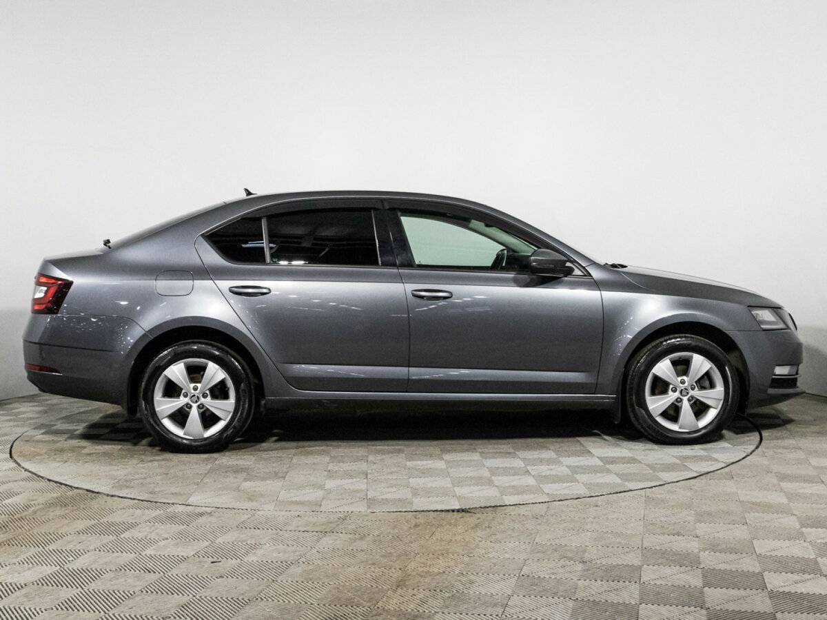 Skoda Octavia 2020 года с пробегом. Фото: #3