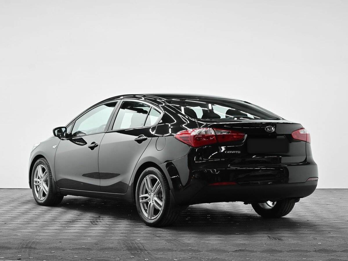 Kia Cerato 2015 года с пробегом. Фото: #2