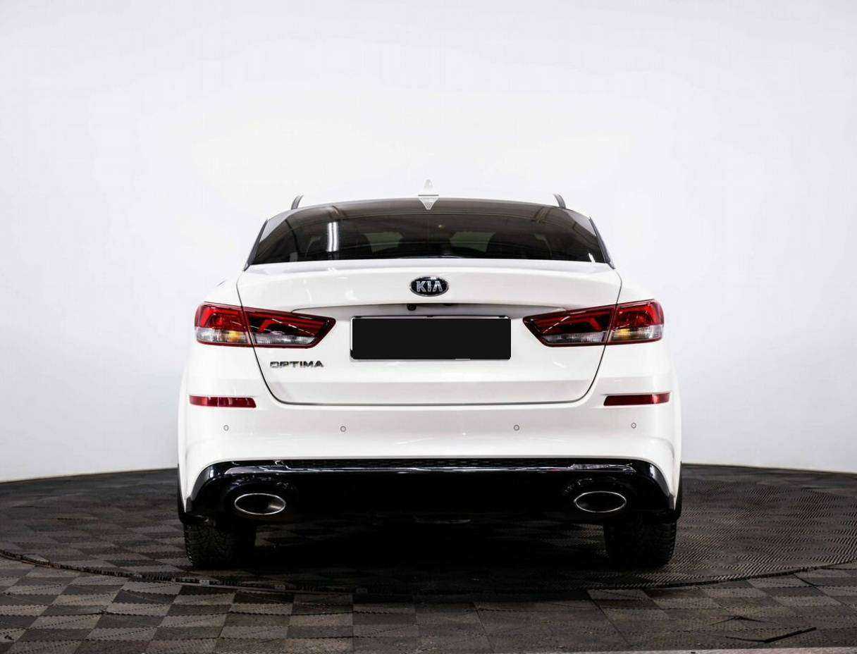 Kia Optima 2018 года с пробегом. Фото: #4
