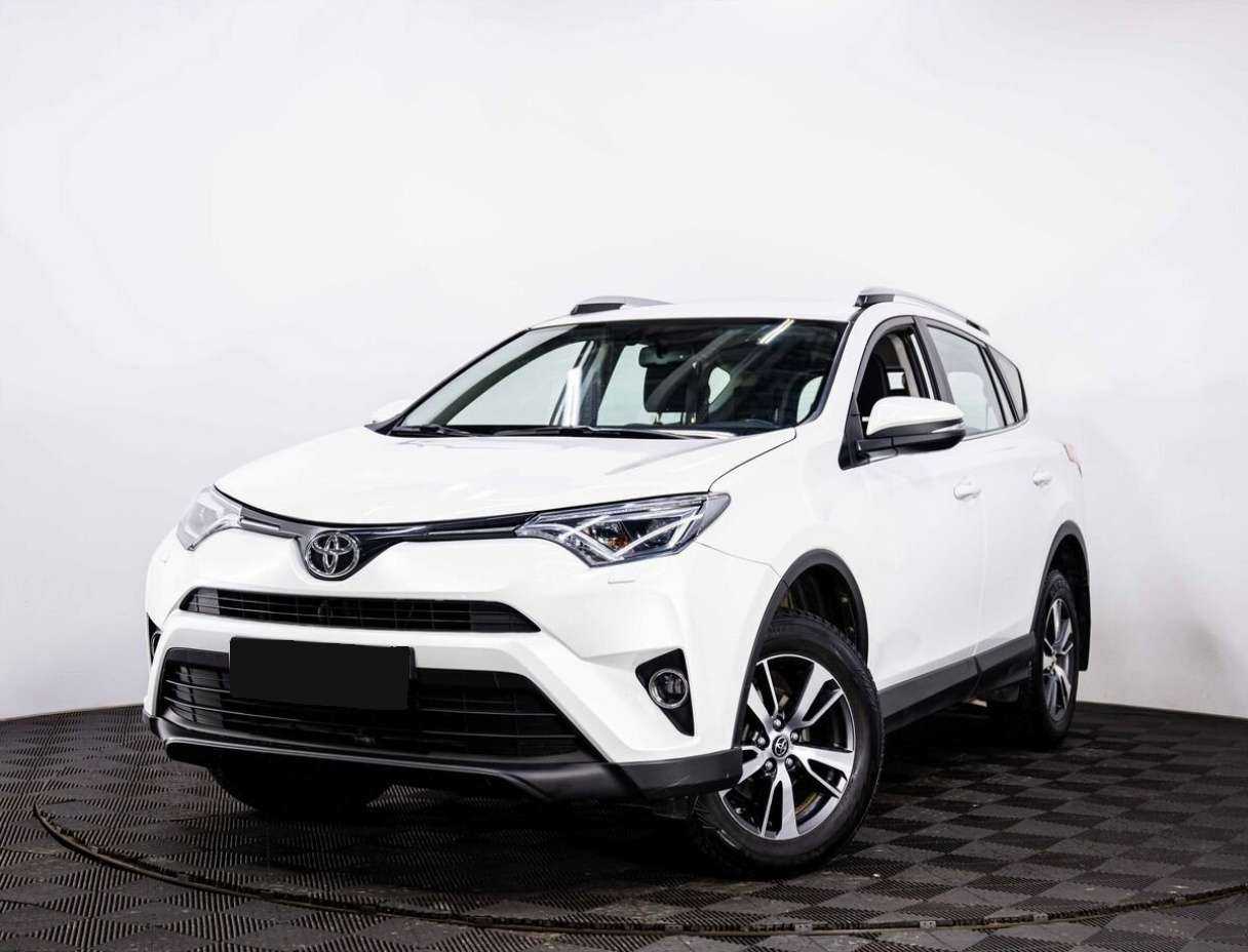Toyota RAV4 2019 года с пробегом. Посмотреть фото