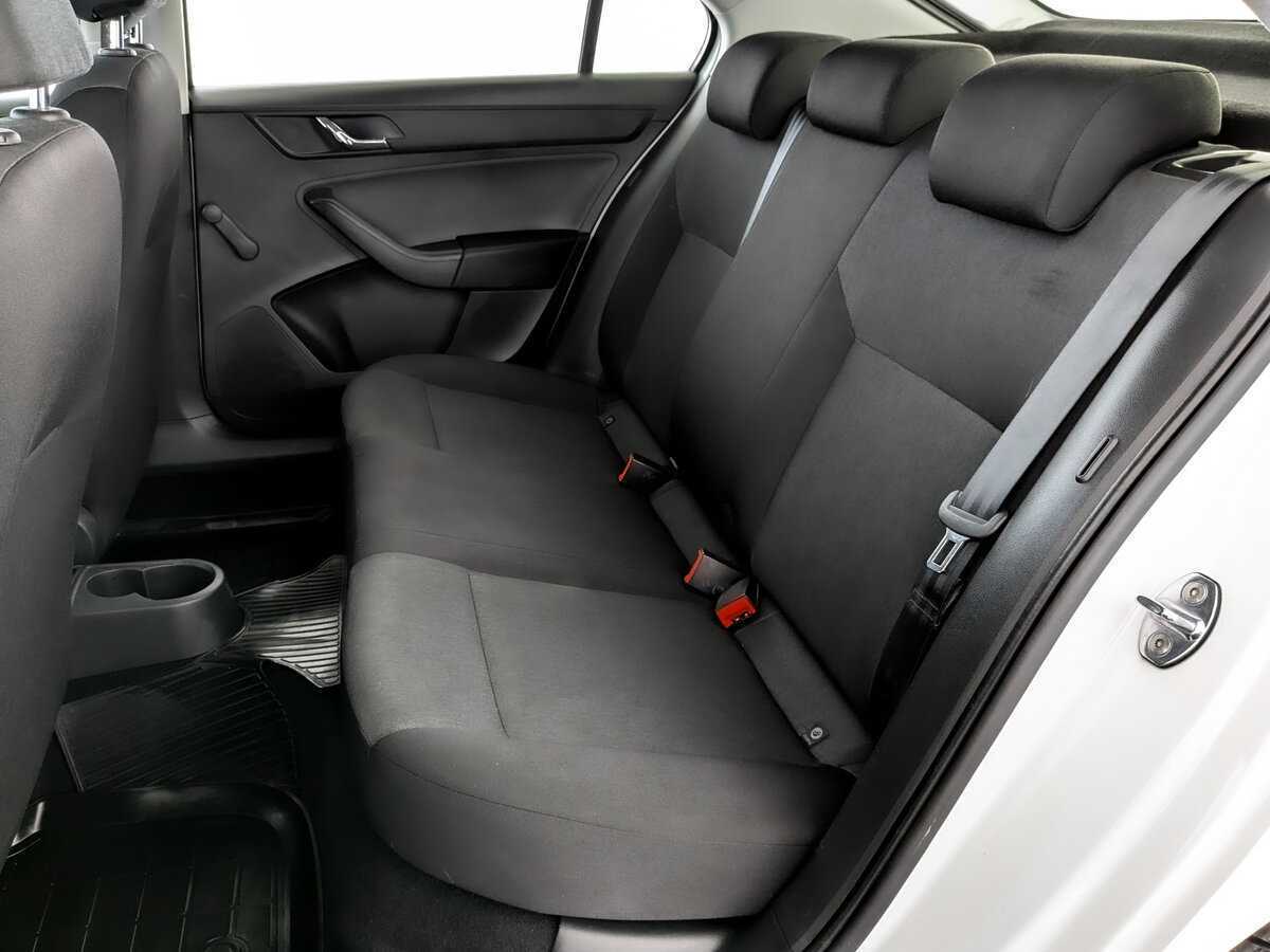 Skoda Rapid 2017 года с пробегом. Фото: #11