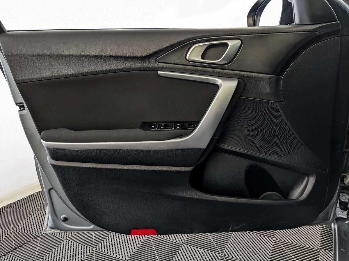 Kia Ceed 2019 года с пробегом. Фото: #14