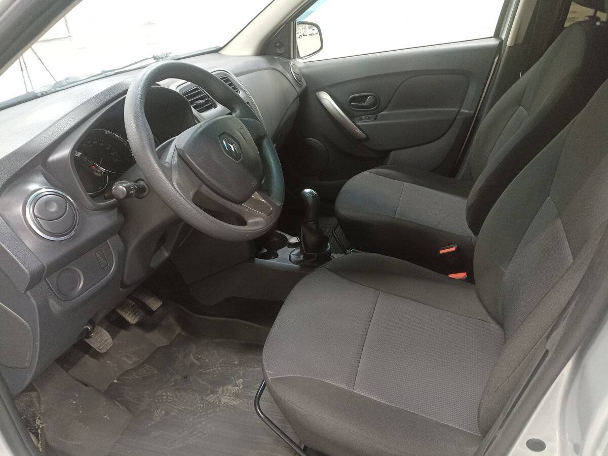 Renault Logan 2017 года с пробегом. Фото: #15