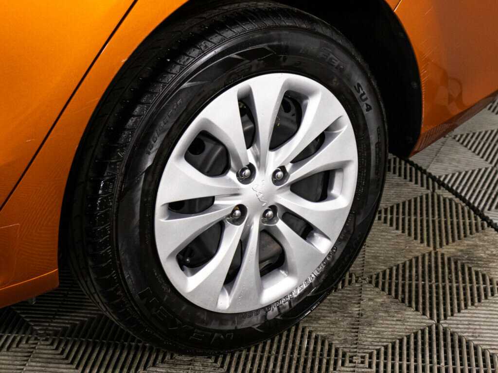 Kia Rio 2021 года с пробегом. Фото: #27