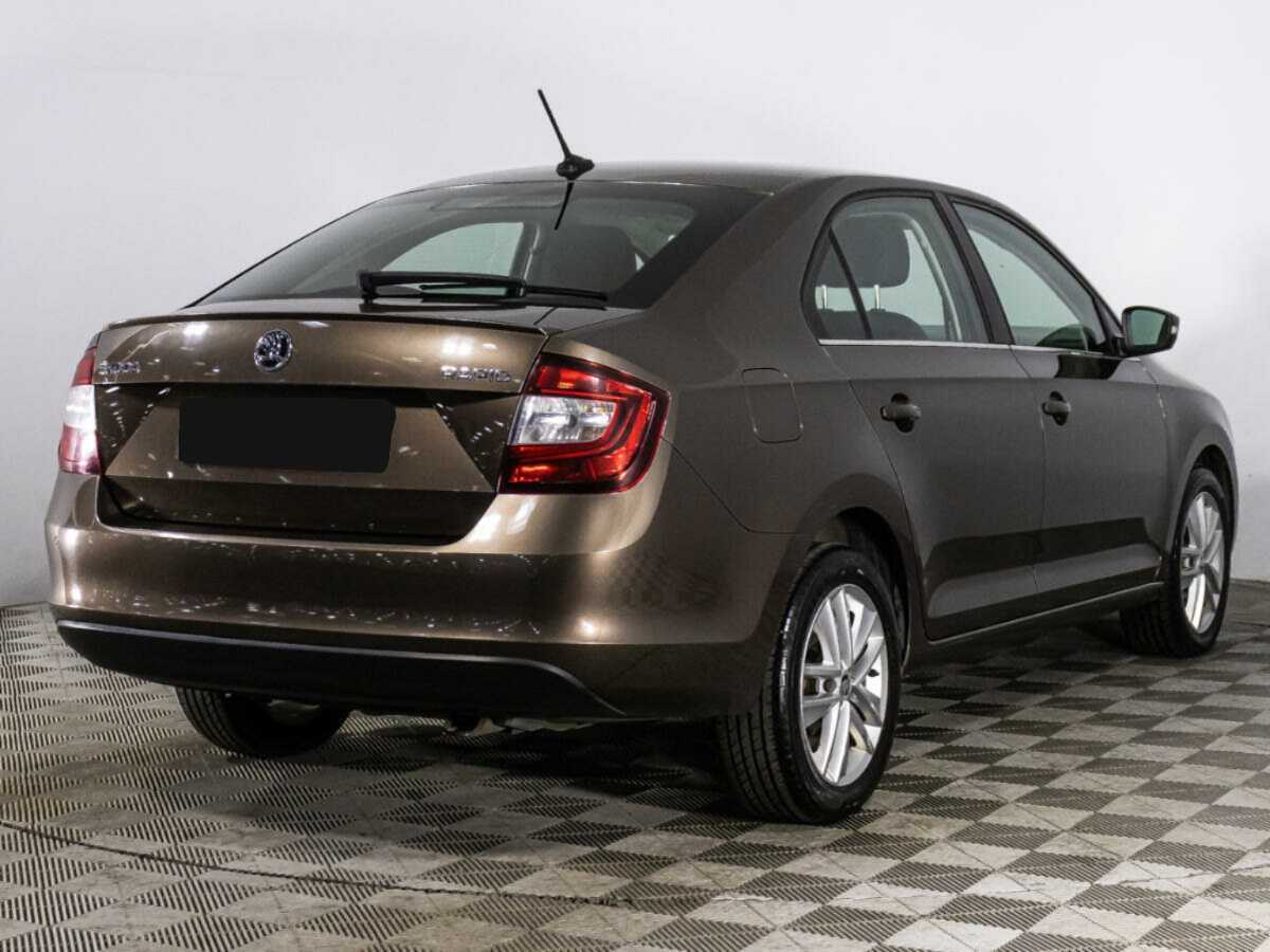 Skoda Rapid 2018 года с пробегом. Фото: #4