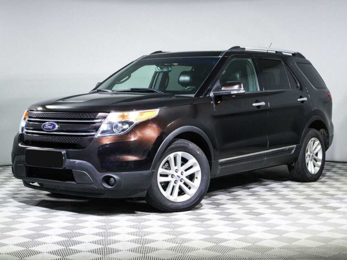 Ford Explorer 2012 года с пробегом. Посмотреть фото