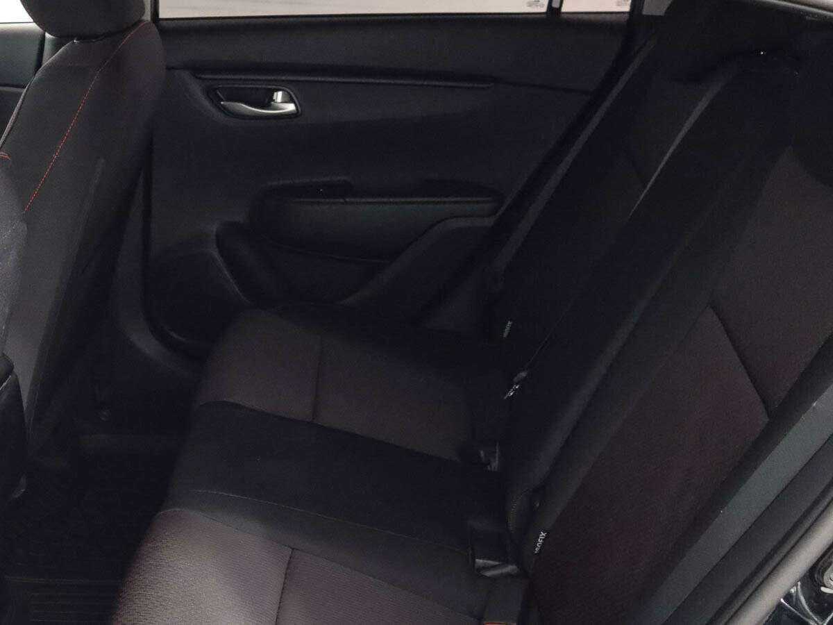 Kia Rio 2021 года с пробегом. Фото: #7