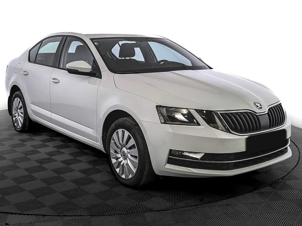 Skoda Octavia 2018 года с пробегом. Фото: #2
