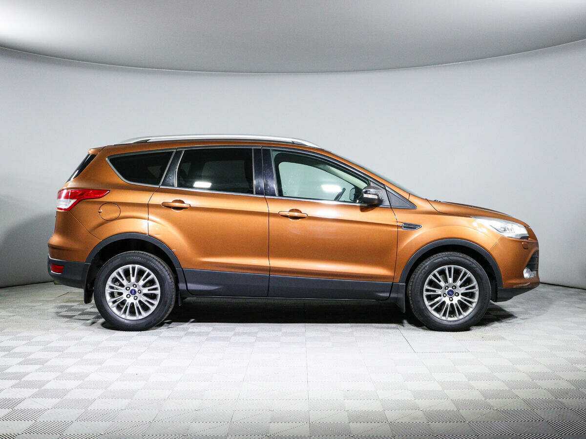 Ford Kuga 2014 года с пробегом. Фото: #3