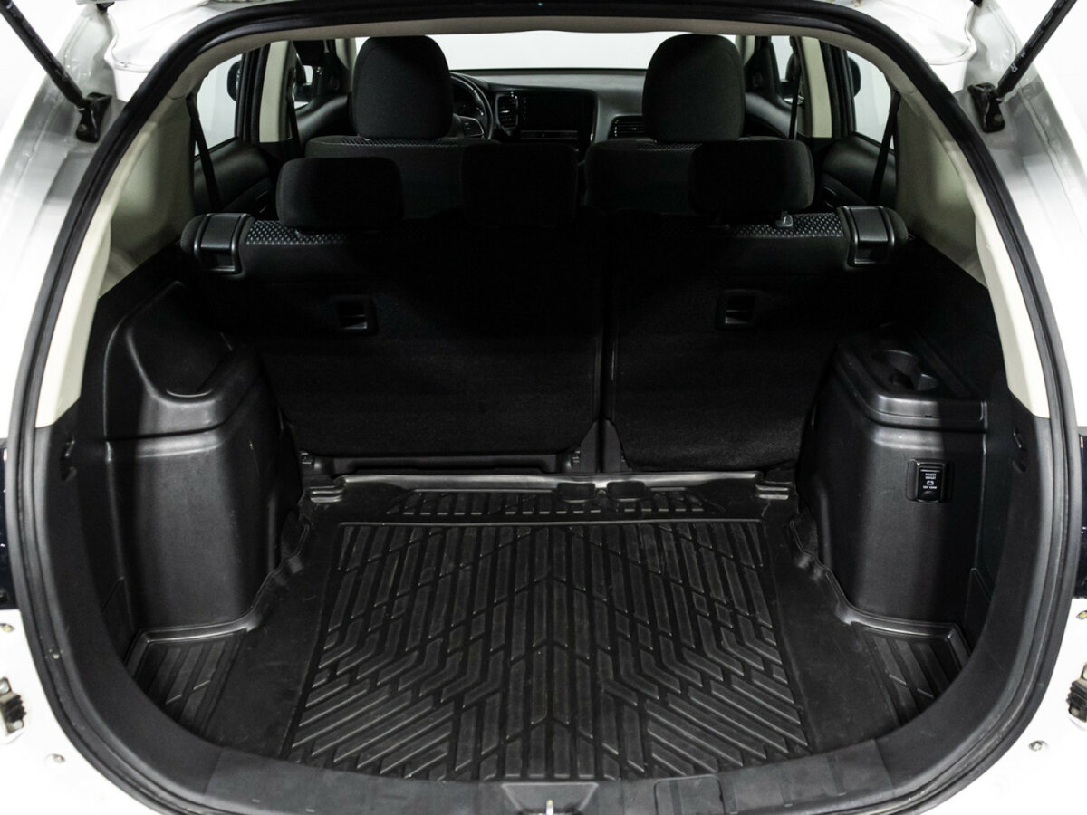 Mitsubishi Outlander 2019 года с пробегом. Фото: #16