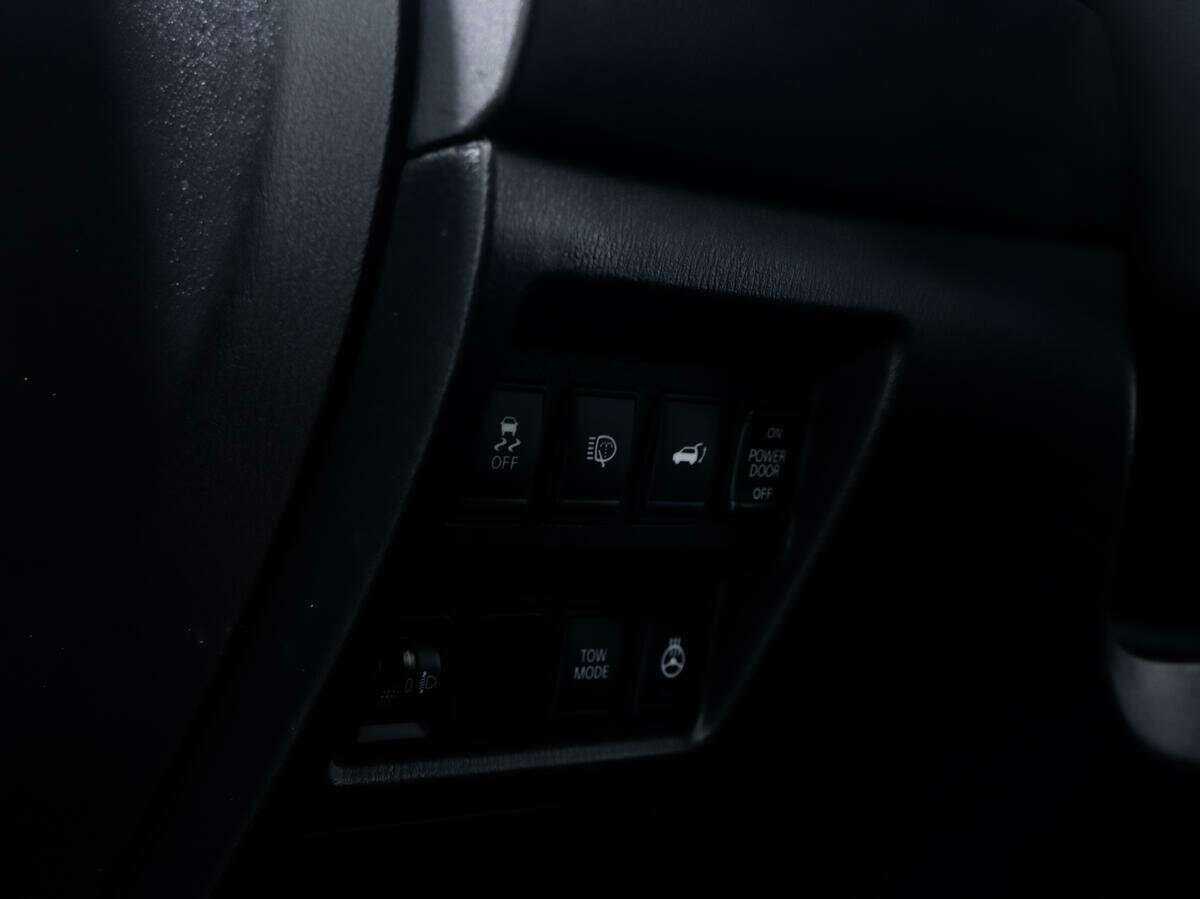 Nissan Pathfinder 2015 года с пробегом. Фото: #21