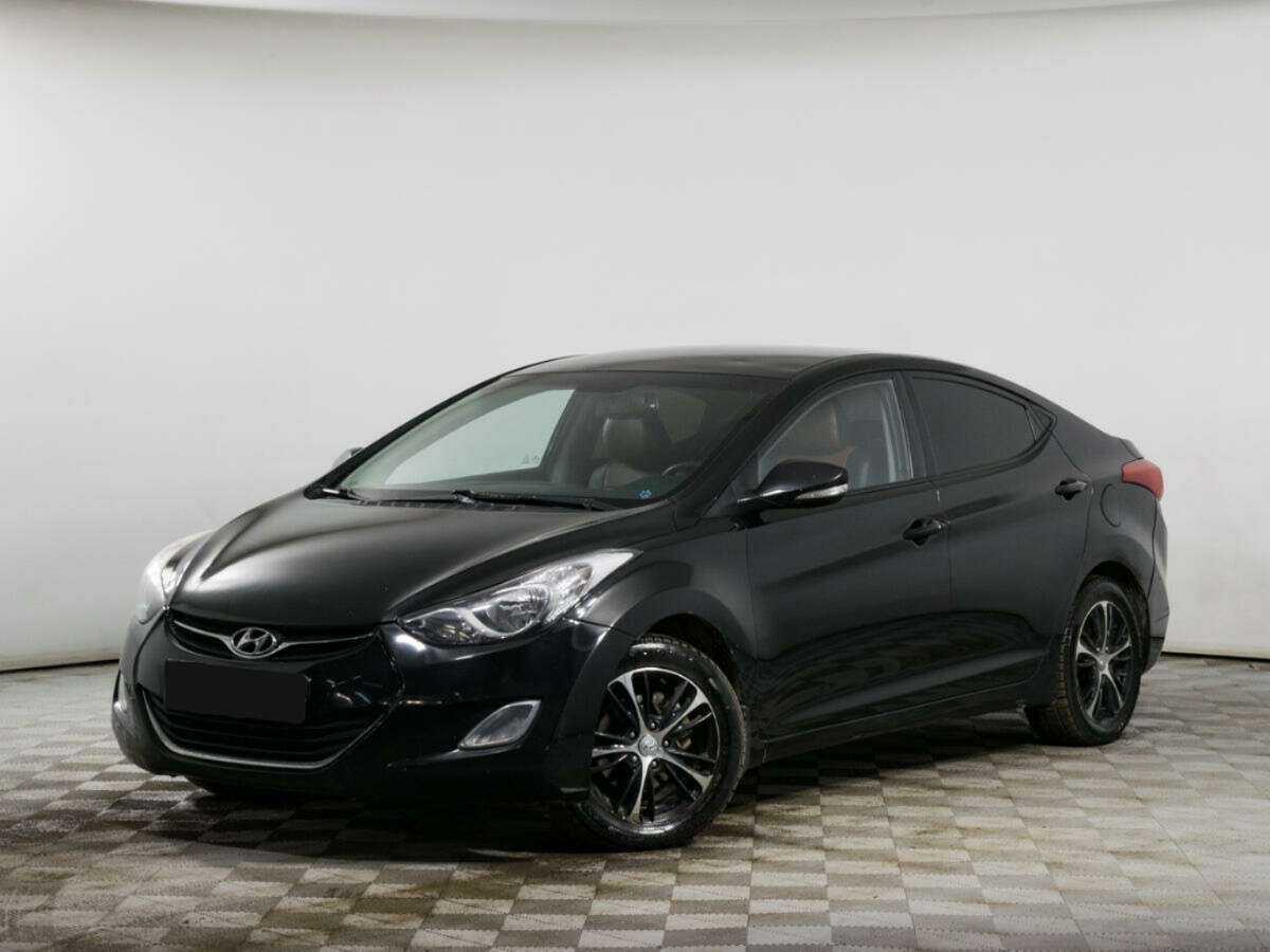 Hyundai Elantra 2012 года с пробегом. Посмотреть фото