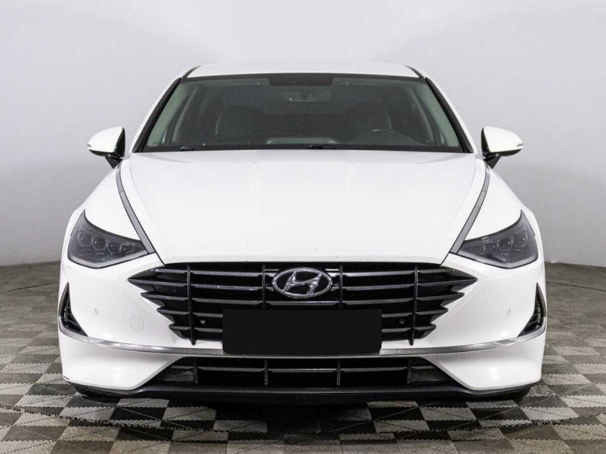 Hyundai Sonata 2019 года с пробегом. Фото: #1