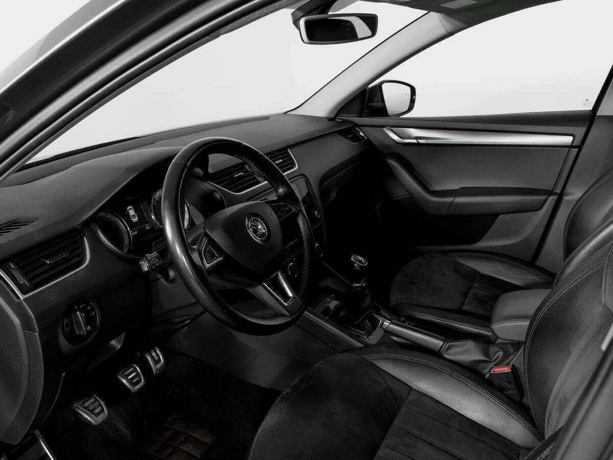 Skoda Octavia 2018 года с пробегом. Фото: #15