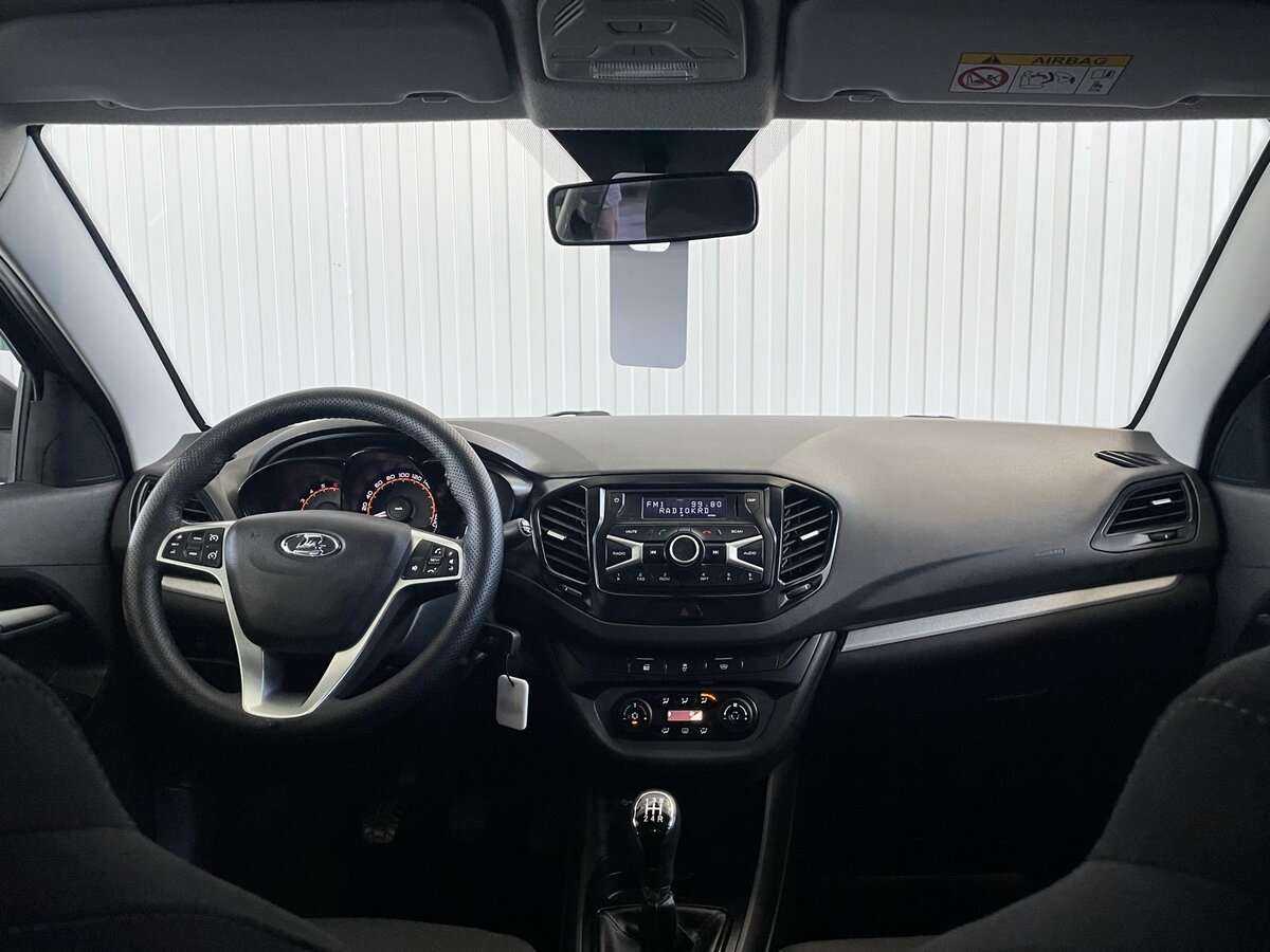 Lada (ВАЗ) Vesta 2018 года с пробегом. Фото: #8