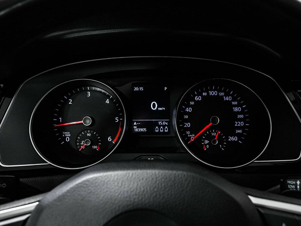 Volkswagen Passat 2019 года с пробегом. Фото: #9