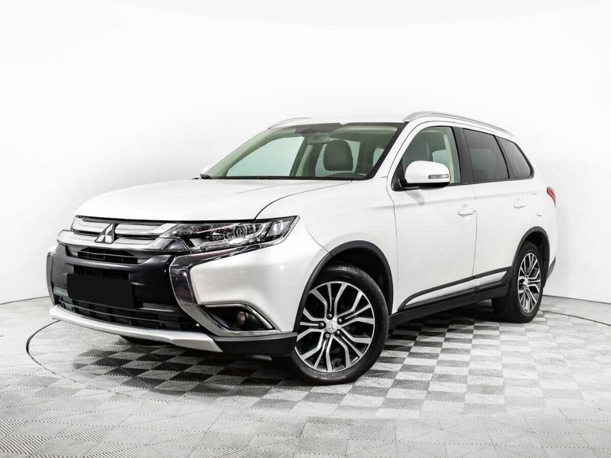 Mitsubishi Outlander 2015 года с пробегом. Посмотреть фото