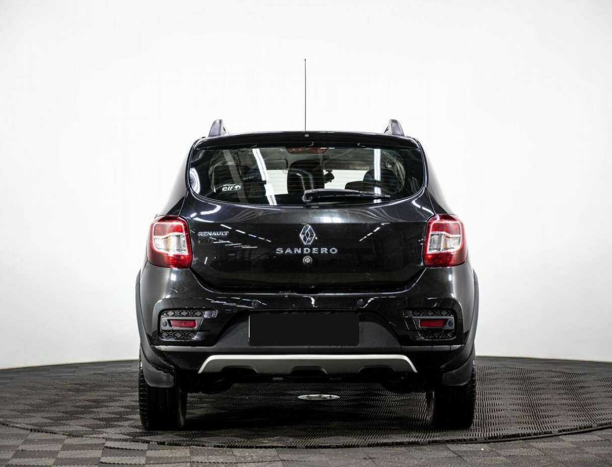 Renault Sandero 2015 года с пробегом. Фото: #4