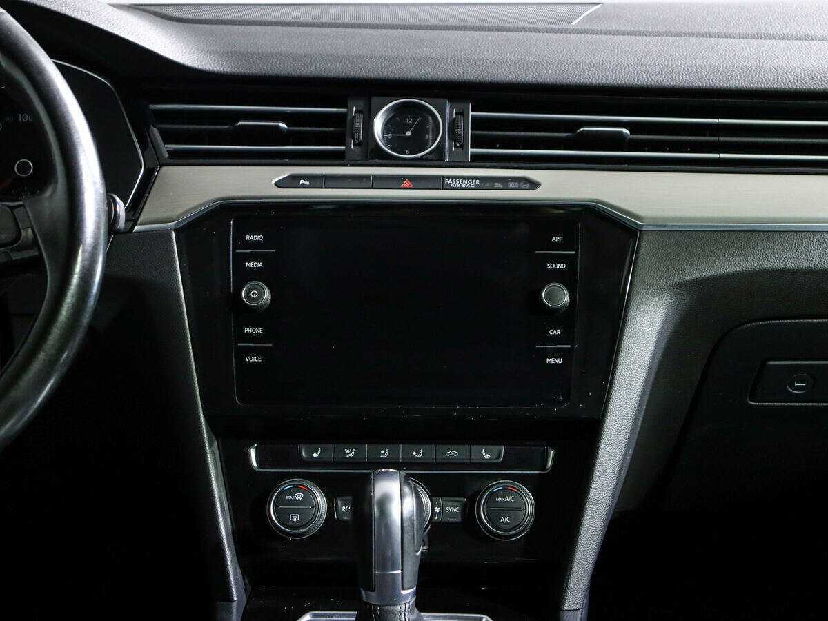 Volkswagen Passat 2017 года с пробегом. Фото: #10