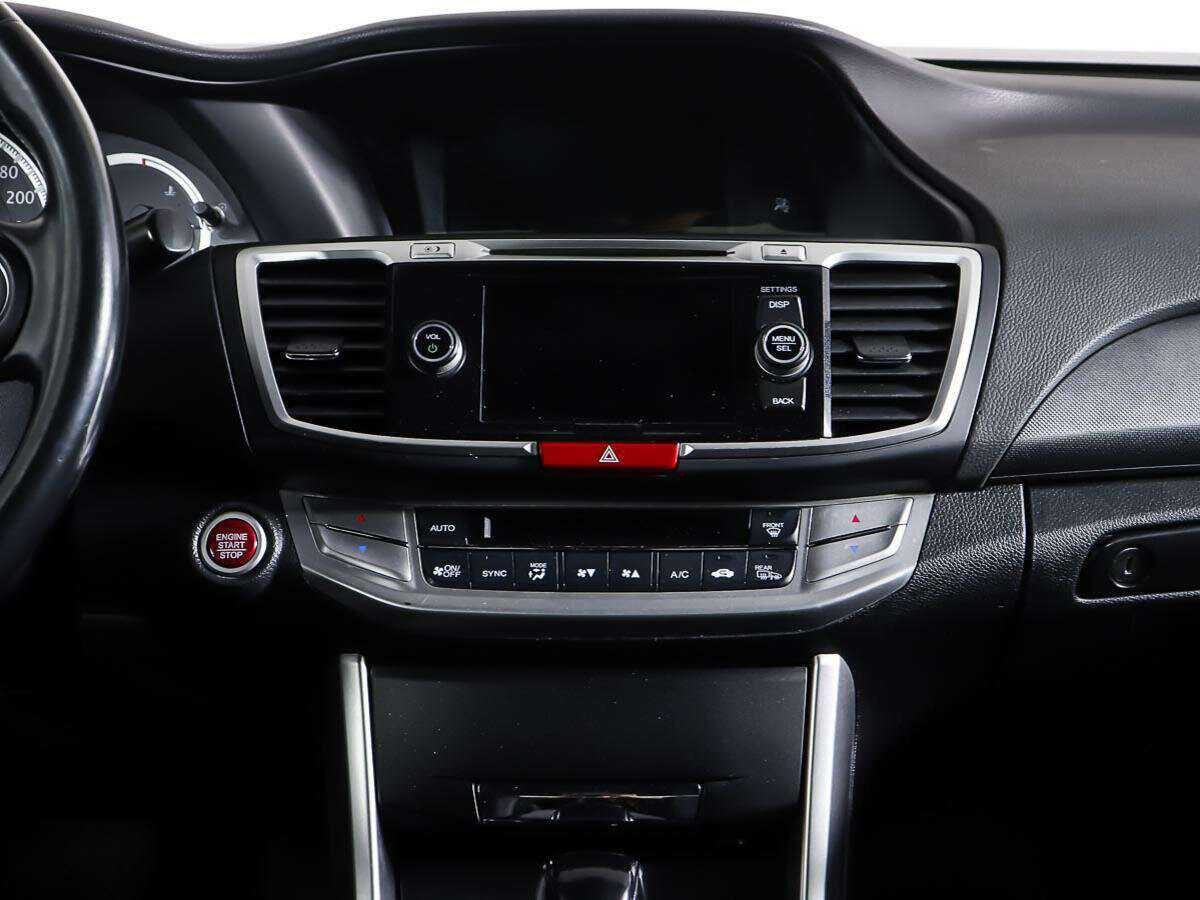 Honda Accord 2013 года с пробегом. Фото: #8