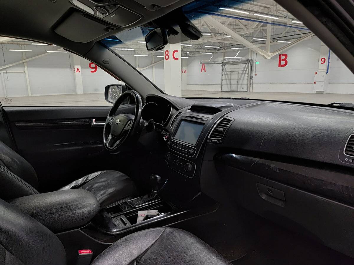 Kia Sorento 2013 года с пробегом. Фото: #10