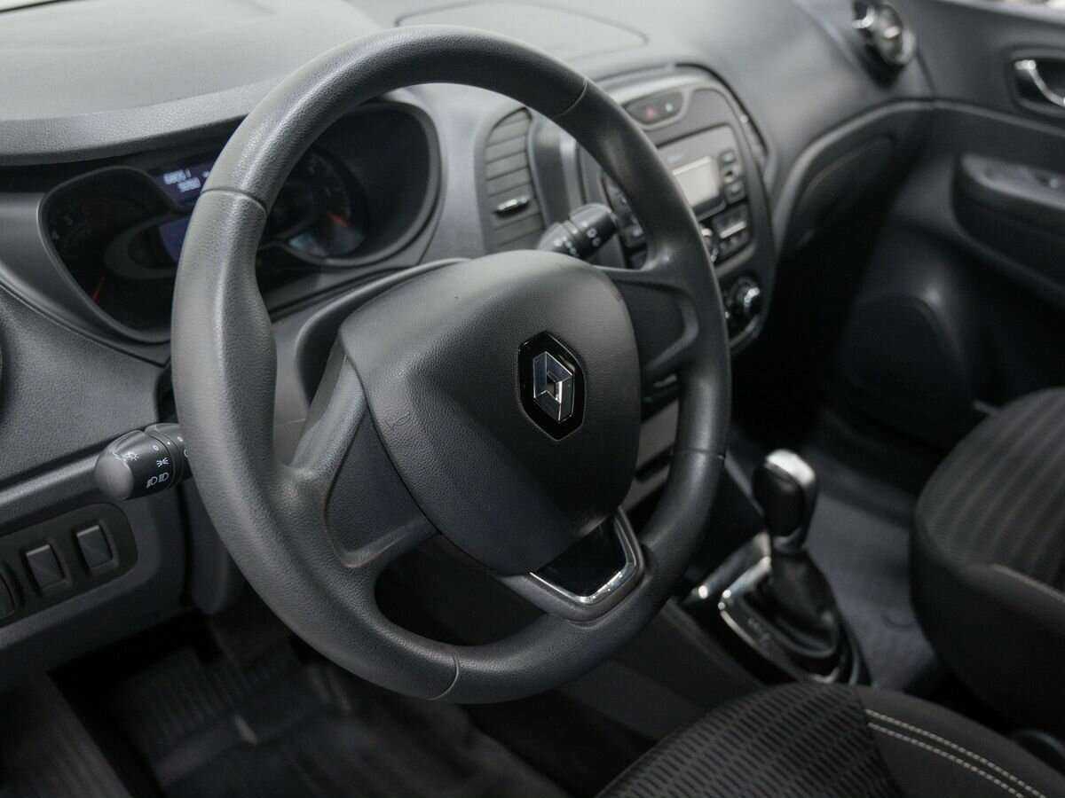 Renault Kaptur 2018 года с пробегом. Фото: #16