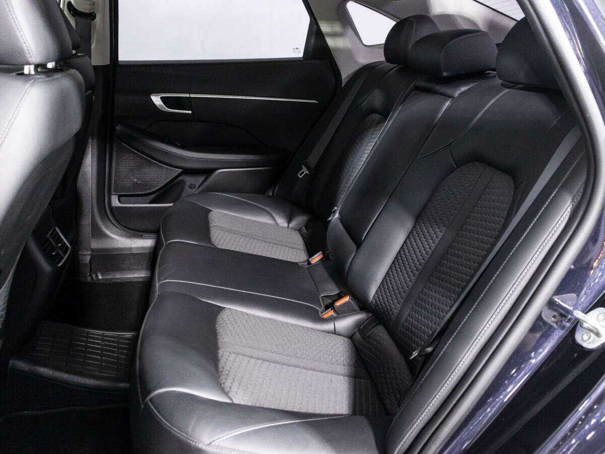 Hyundai Sonata 2021 года с пробегом. Фото: #9