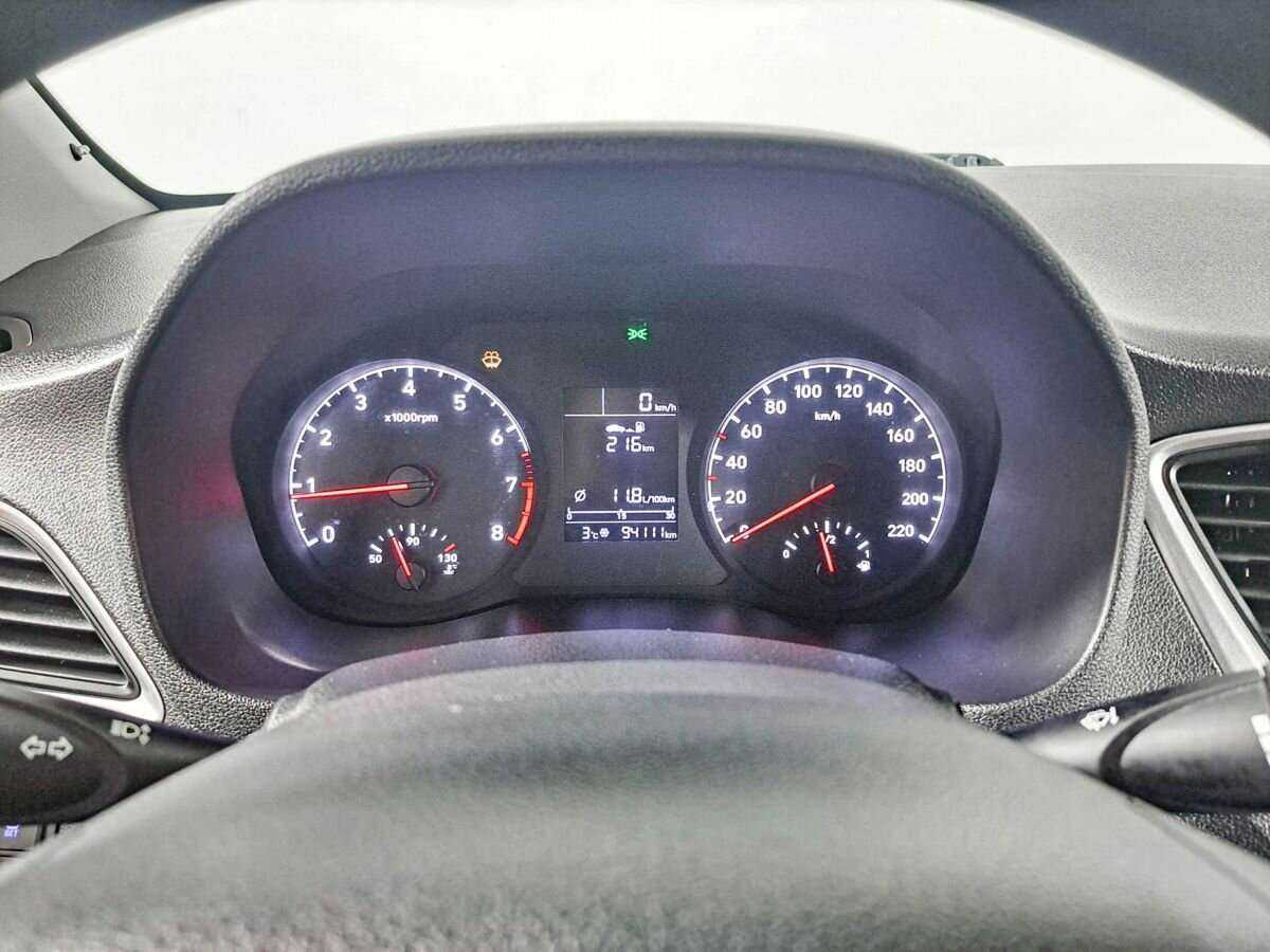 Hyundai Solaris 2018 года с пробегом. Фото: #12