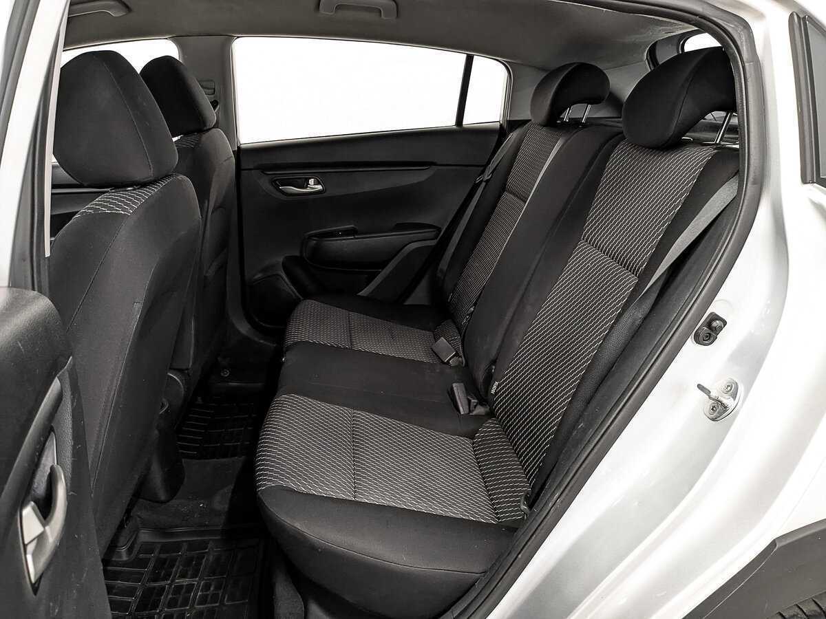 Kia Rio 2020 года с пробегом. Фото: #17