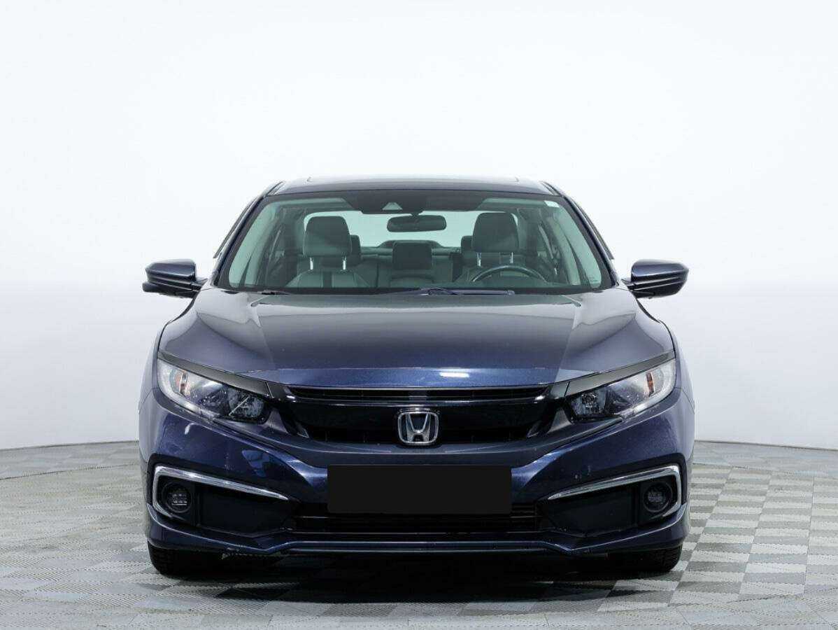 Honda Civic 2019 года с пробегом. Фото: #1