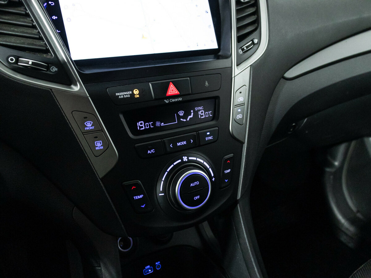 Hyundai Santa Fe 2017 года с пробегом. Фото: #0