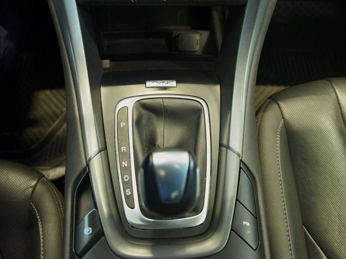 Ford Mondeo 2017 года с пробегом. Фото: #9