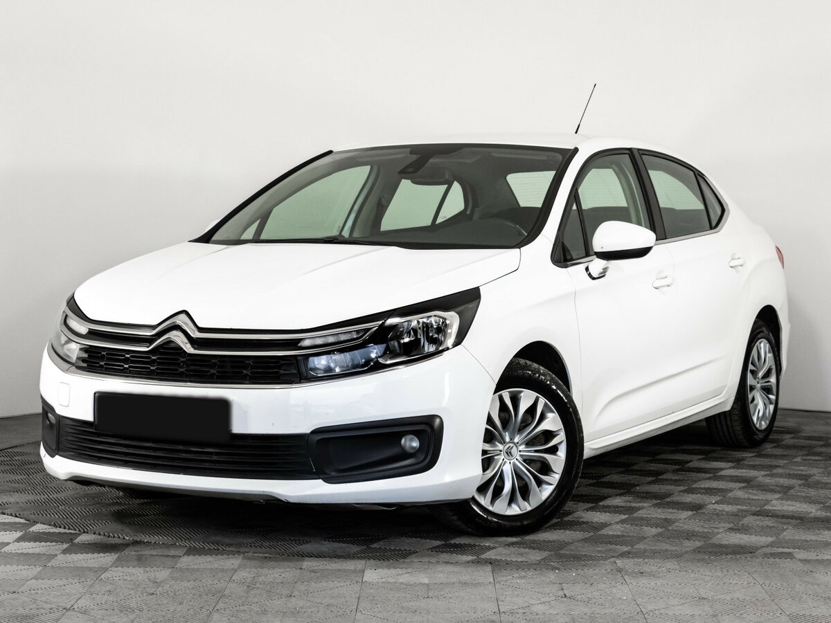 Citroen C4 2018 года с пробегом. Посмотреть фото