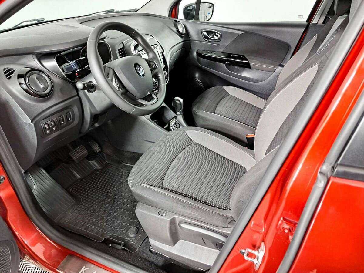 Renault Kaptur 2019 года с пробегом. Фото: #13